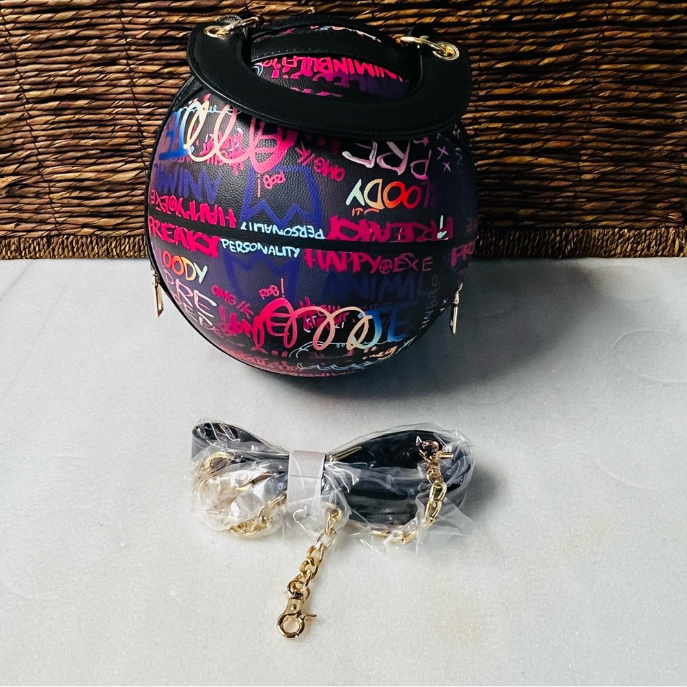 Graffiti Basketball Handbag  New Purse - Picture 5 of 11